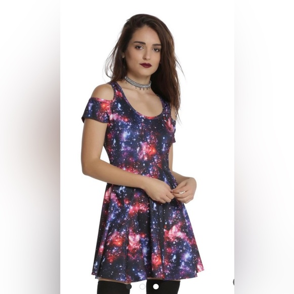 HOT TOPIC Galaxy Print Cold Shoulder Dress size Small - Picture 1 of 8